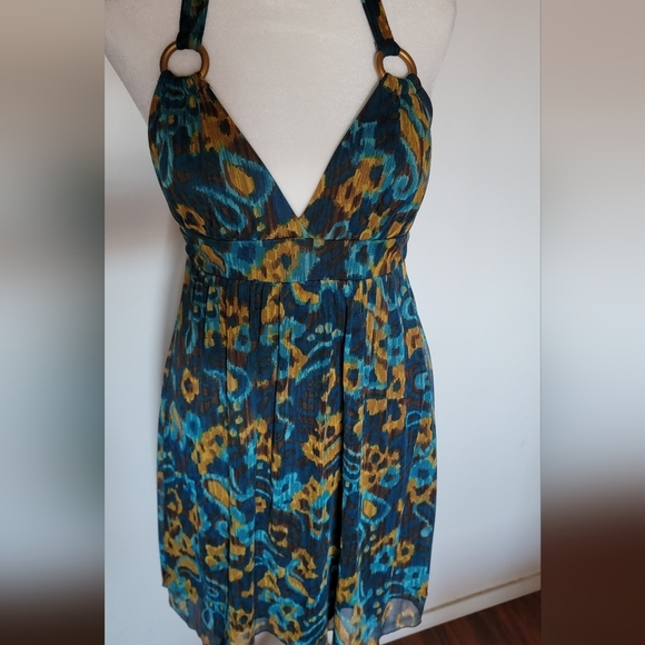 Dress - Picture 4 of 8